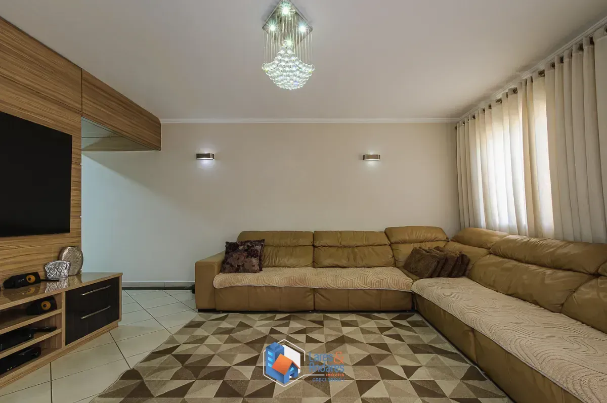 Imagem Casa para venda em Vila Paiva com 3 quartos, sendo 1 suíte, 185m²