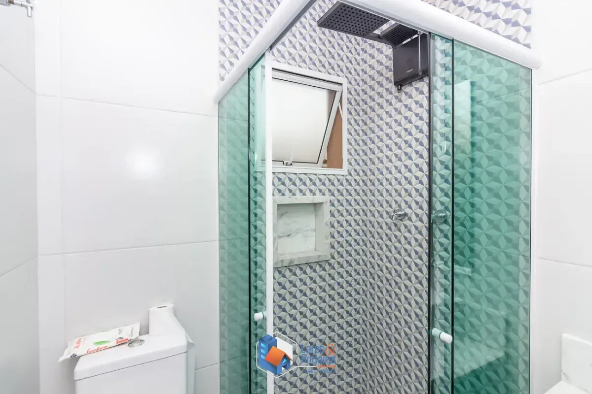 Imagem Casa para venda em Parque São Domingos com 3 quartos, sendo 1 suíte, 220m²