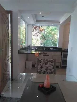Imagem Casa com 4 dormitórios à venda, 180 m² por R$ 1.025.000,00 - Enseada - Ubatuba/SP