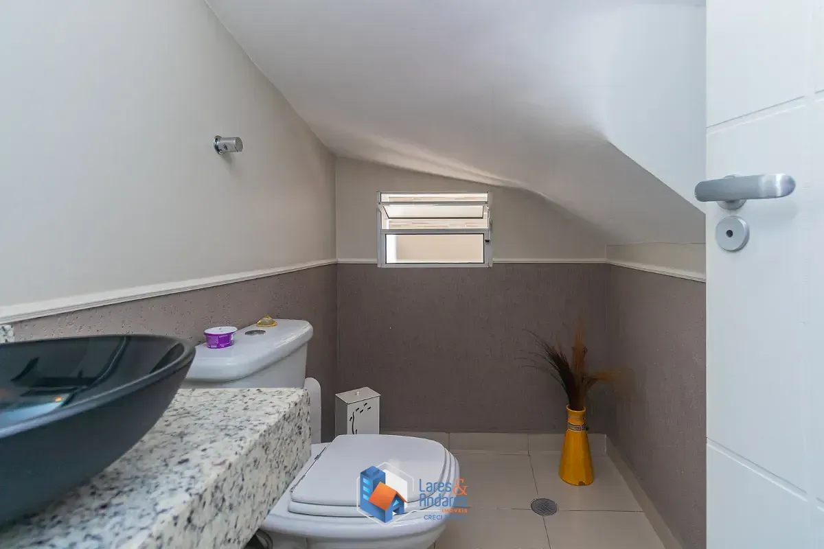 Imagem Casa para venda em Vila Dom Pedro I com 3 quartos, sendo 3 suítes, 223m²