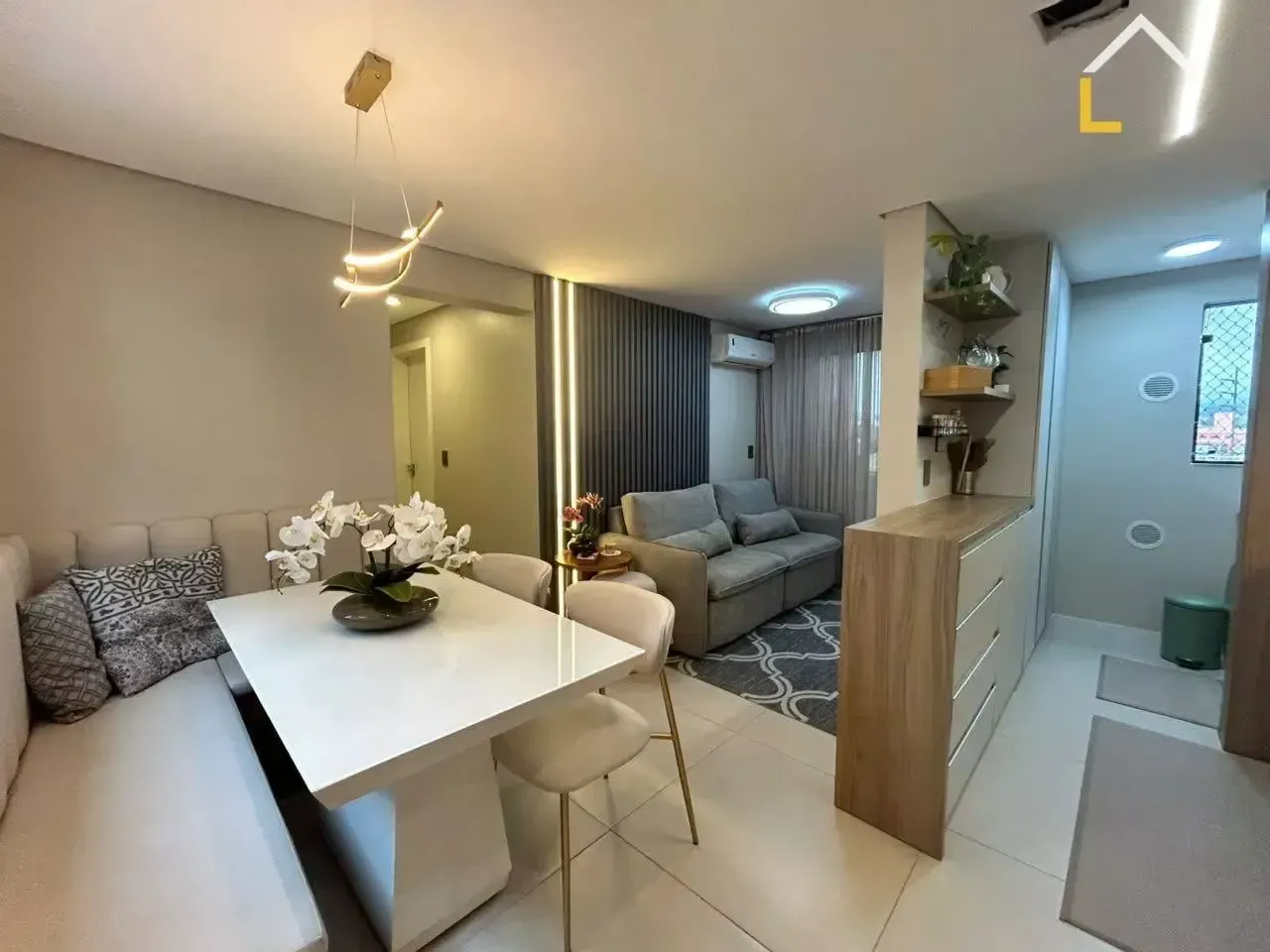 Foto do imóvel Apartamento com 2 Quartos à Venda, 65 m² em Anita Garibaldi, Joinville - SC