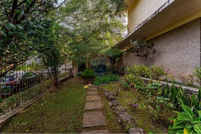 Imagem CASA ICÔNICA NO PACAEMBU – ARQUITETURA E CHARME ATEMPORAL!