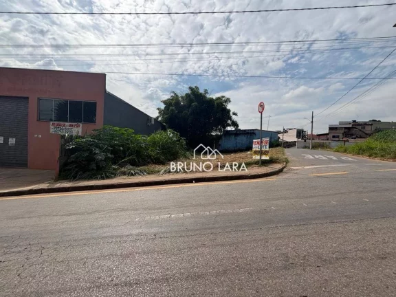 Imagem Lote à venda no bairro Três Poderes - Igarapé /MG.