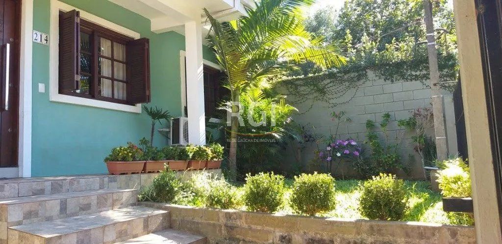 Imagem Casa para Venda - 214m², 2 dormitórios, 4 vagas - Parque Santa Fé