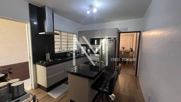Imagem Casa Sobrado à Venda 4 Quartos - 150m² - Bairro Jardim Santa Inês - SJC