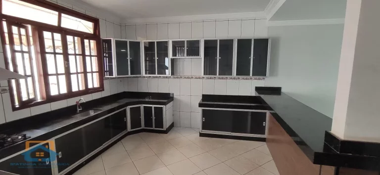 Imagem Casa de 3 quartos no bairro Industrial - Santana do Paraíso