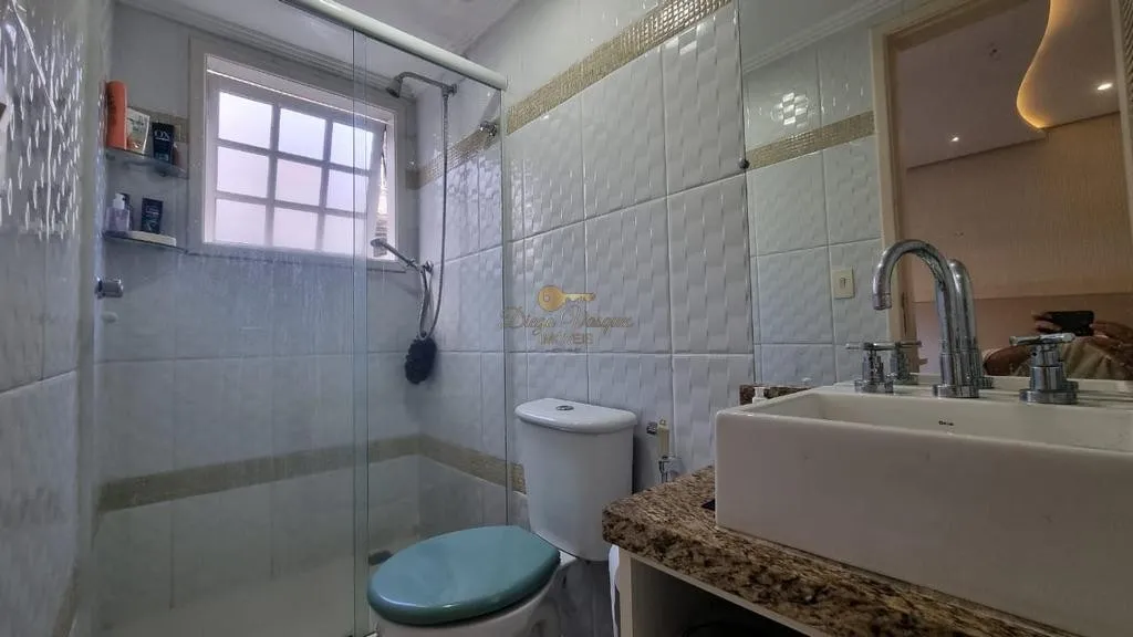 Imagem Casa em Condomínio para Venda em Teresópolis / RJ no bairro Várzea