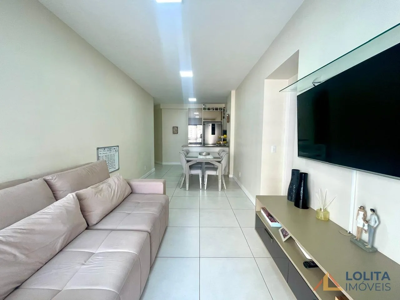 Imagem APARTAMENTO DE 3 QUARTOS E 2 VAGAS DE GARAGENS À VENDA NO ITACORUBI, FLORIANÓPOLIS/SC.