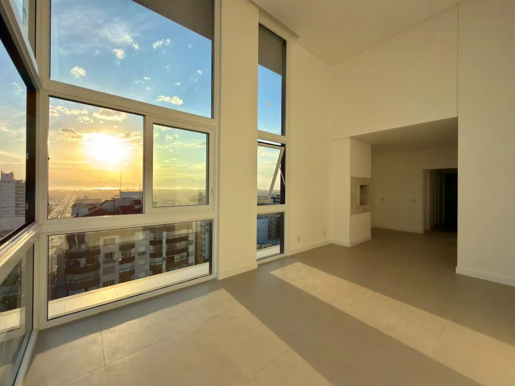Foto do imóvel: Apartamento 3 Dormitórios - Bairro Centro em Avenida Ruda