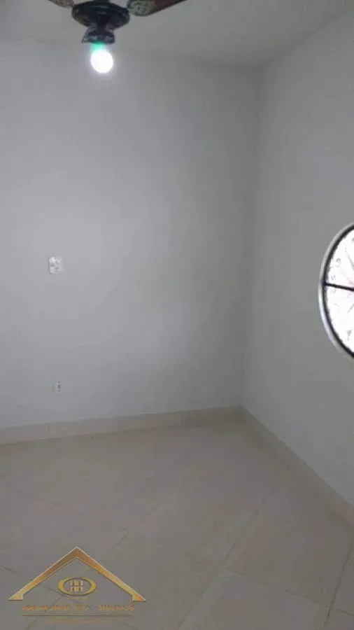Imagem Casa em Condomínio para Venda em São Pedro da Aldeia / RJ no bairro Balneário São Pedro