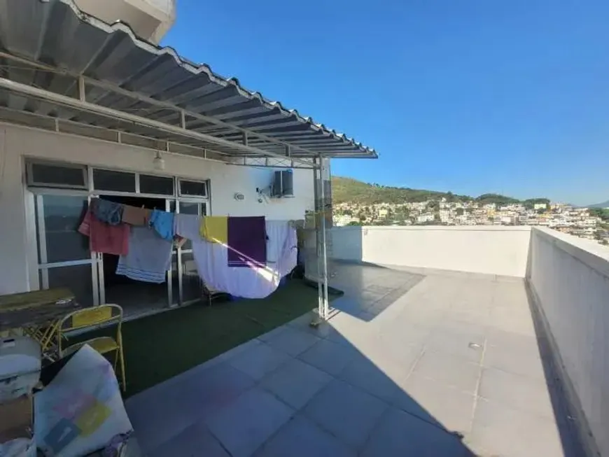 Imagem Cobertura para Venda em Rio de Janeiro, Praça Seca, 3 dormitórios, 2 banheiros, 2 vagas