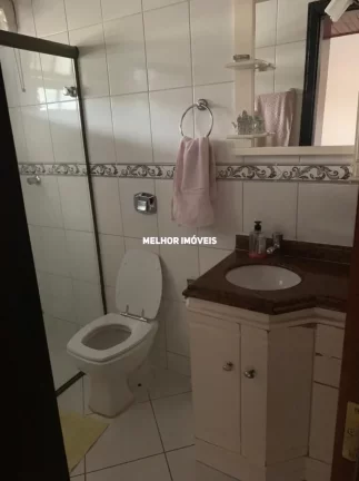 Imagem Casa Mobiliada e Equipada à Venda com 08 Dormitórios sendo 02 Suítes Localizada no Bairro das Nações em Balneário Camboriú - SC