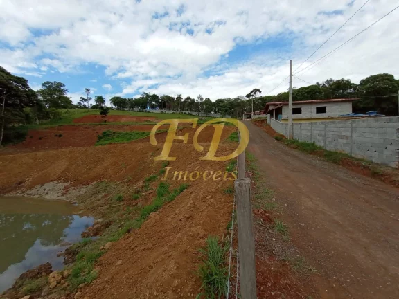 Imagem Terreno com Lago em Bragança Paulista