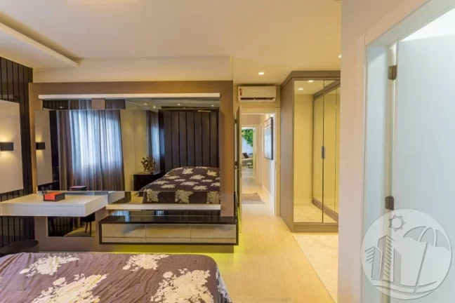 Imagem Apartamento Decorado 3 Suítes e 3 Vagas no coração de Balneário Camboriú
