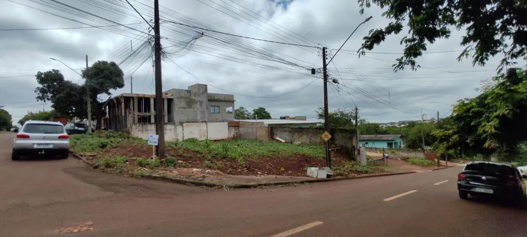 Imagem Terreno à venda em Cascavel, Santa Cruz - Energia Elétrica e Rua Asfaltada
