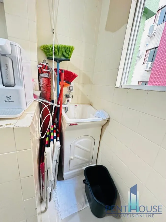 Imagem Apartamento Quadra Mar para Venda em Balneário Camboriú, CENTRO, 2 dormitórios, 1 banheiro, 2 vagas