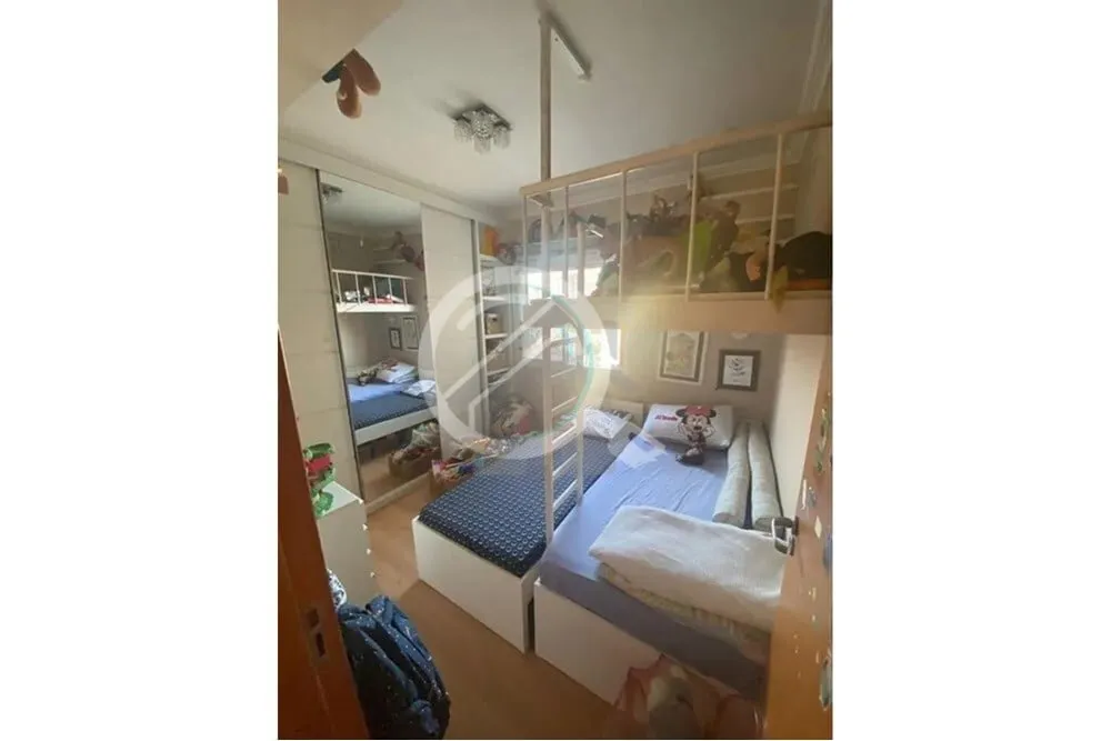 Imagem Apartamento 3 dormitórios, sendo 1 suíte, com 2 vagas. More no excepcional Edifício Personal Towe...
