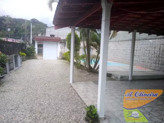 Imagem Ótima casa - 02 Dormitórios ( 01 Suíte ) com Piscina
