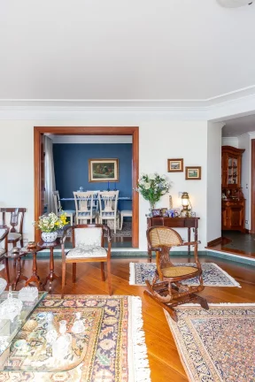 Imagem Apartamento à venda em São Paulo, Moema, com 4 quartos, 200m2