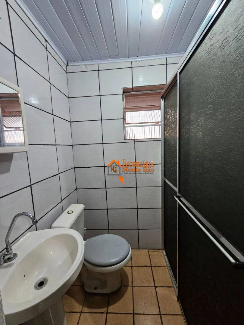 Imagem Sobrado com 4 dormitórios à venda, 190 m² por R$ 650.000,00 - Jardim Rosana - Guarulhos/SP