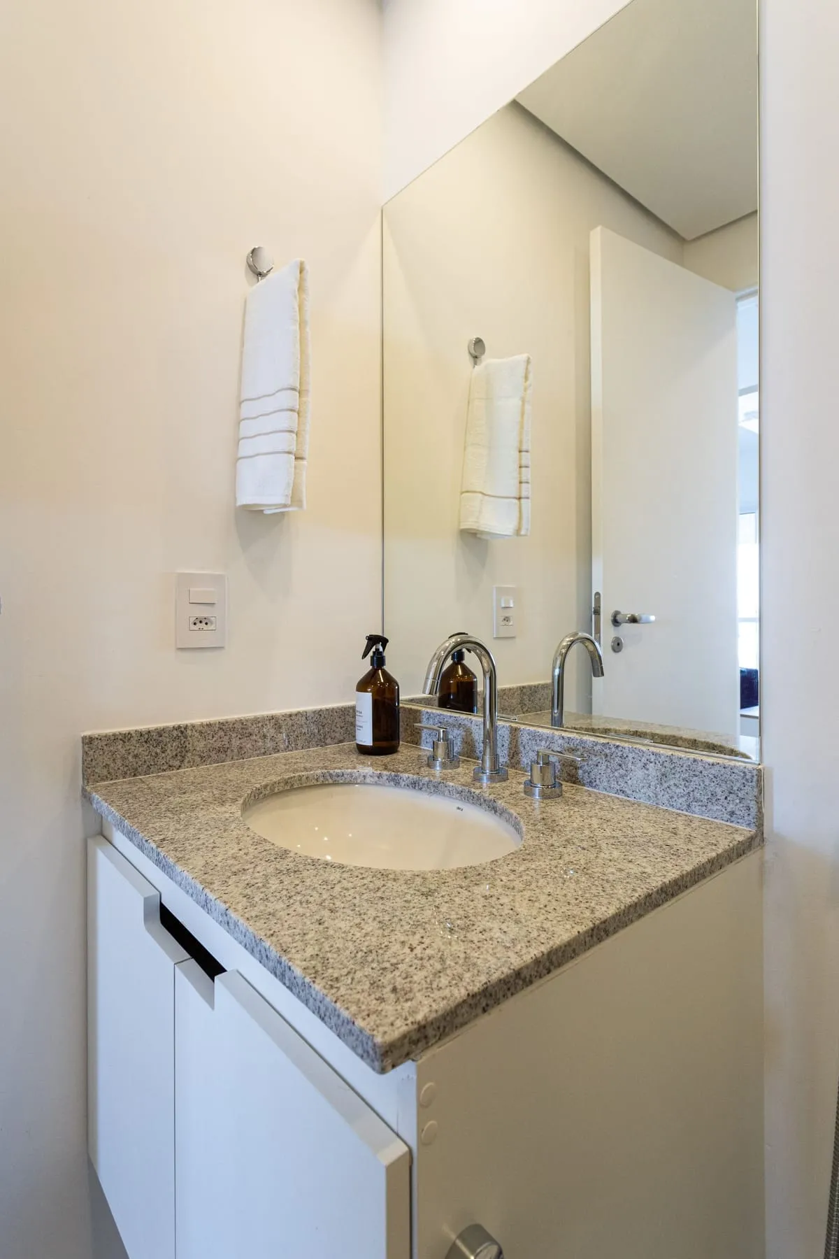 Imagem Apartamento com 2 Quartos para alugar, 69m² - Vila Leopoldina