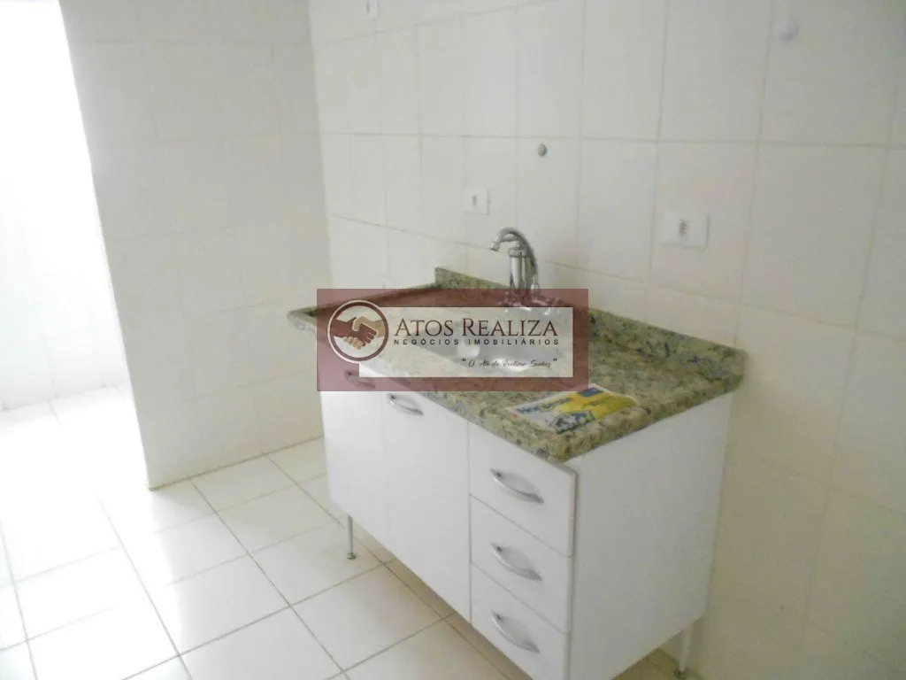 Imagem Encantador apartamento com sacada em Vila dos Remedios - SP por R$ 390.000