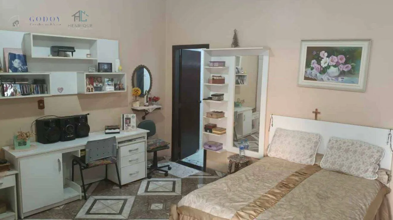 Imagem Apartamento Espaçoso no Centro de Aparecida-SP - Excelente para Airbnb ou P