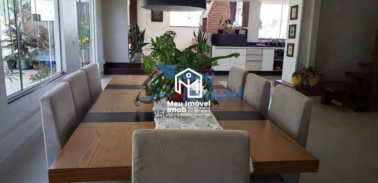 Imagem Casa 4 Quartos 1 Suíte 8 Vagas 350m² Jardim Botânico