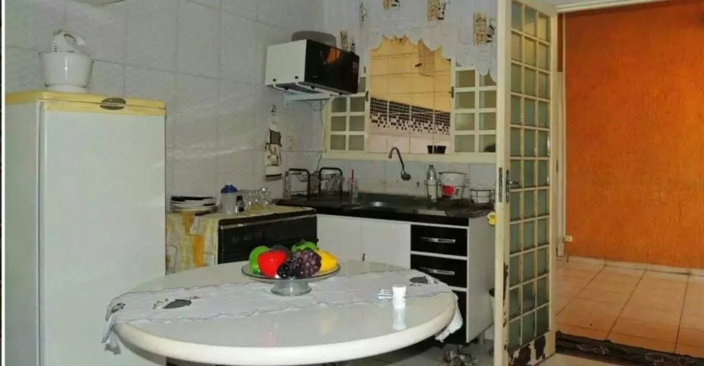 Imagem Casa à venda 4 Quartos, 1 Suite, 6 Vagas, 398.66M², Vila Molica, Guaratinguetá - SP
