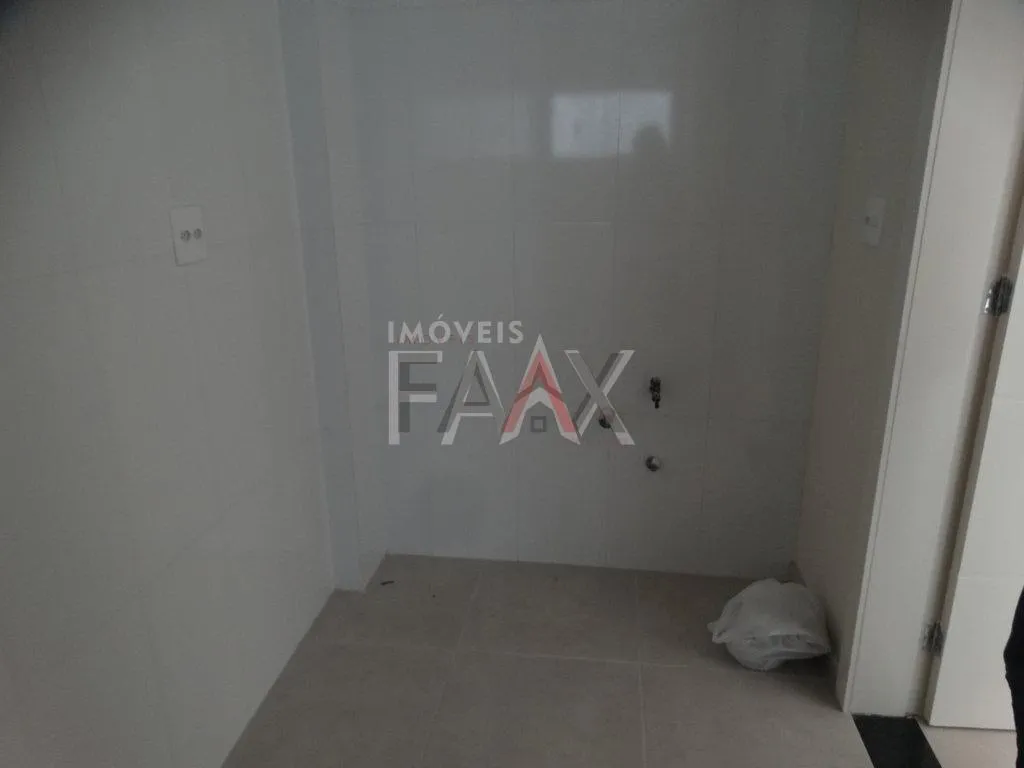 Imagem Sala Comercial à venda no centro, perfeito para seu negócio