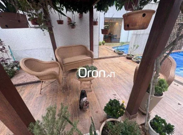 Imagem Sobrado com 3 dormitórios à venda, 338 m² por R$ 2.700.000,00 - Jardins Madri - Goiânia/GO
