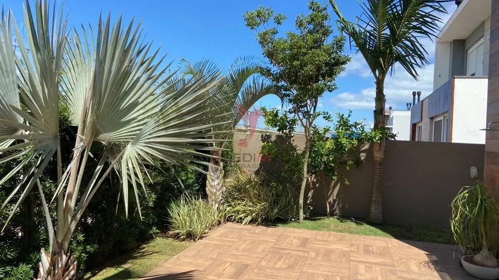 Imagem VIVER COM ELEGÂNCIA: CASA DE ALTO PADRÃO NO VEREDAS ALTOS DO LARANJAL