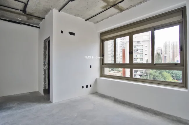 Imagem Apartamento à venda na Vila Nova Conceição com 4 suítes, 5 banheiros, 4 vagas.