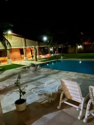 Imagem Casa porteira fechada na Praia do morro branco em Beberibe, Ceará