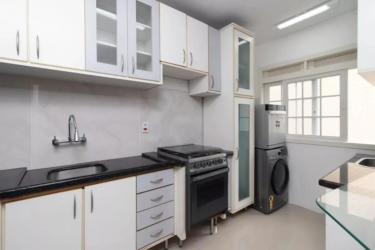 Imagem Apartamento com 03 dormitorios e vaga de garagem na Cavalhada -Porto Alegre/RS