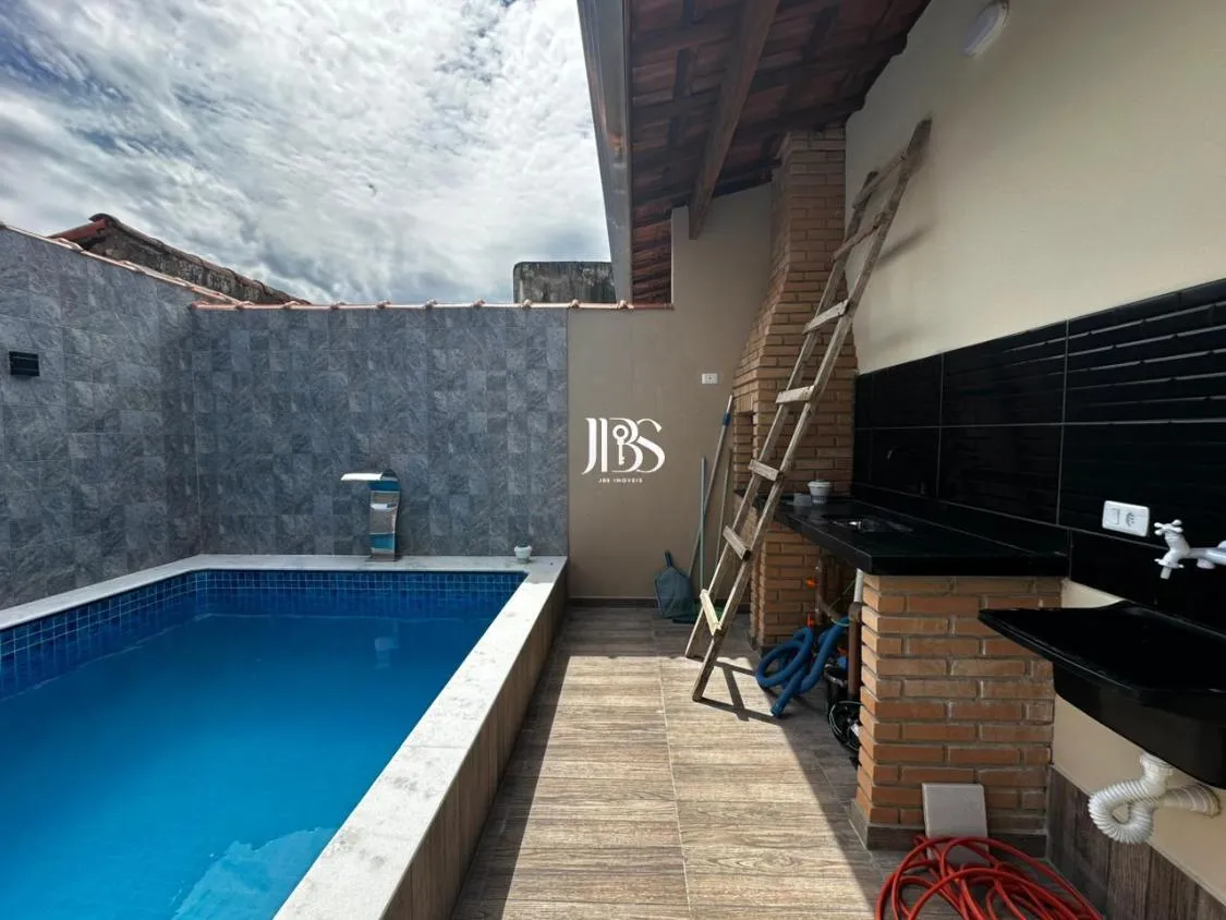 Imagem EXCELENTE CASA NOVA COM PISCINA À VENDA EM ITANHAÉM