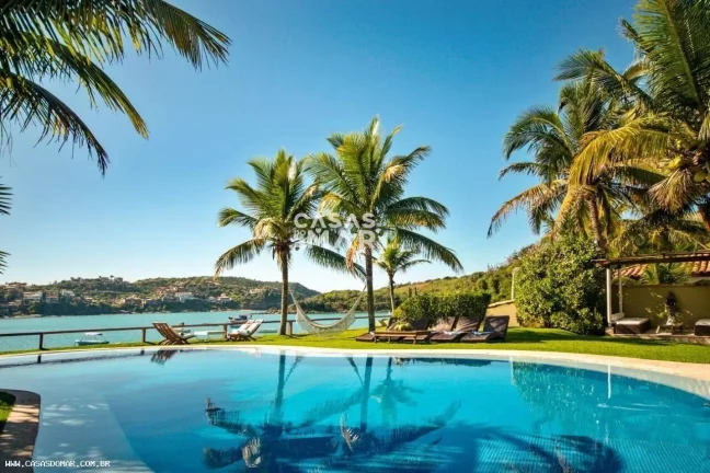 Imagem Casa Frente Mar para Venda em Armação dos Búzios / RJ no bairro Ferradura