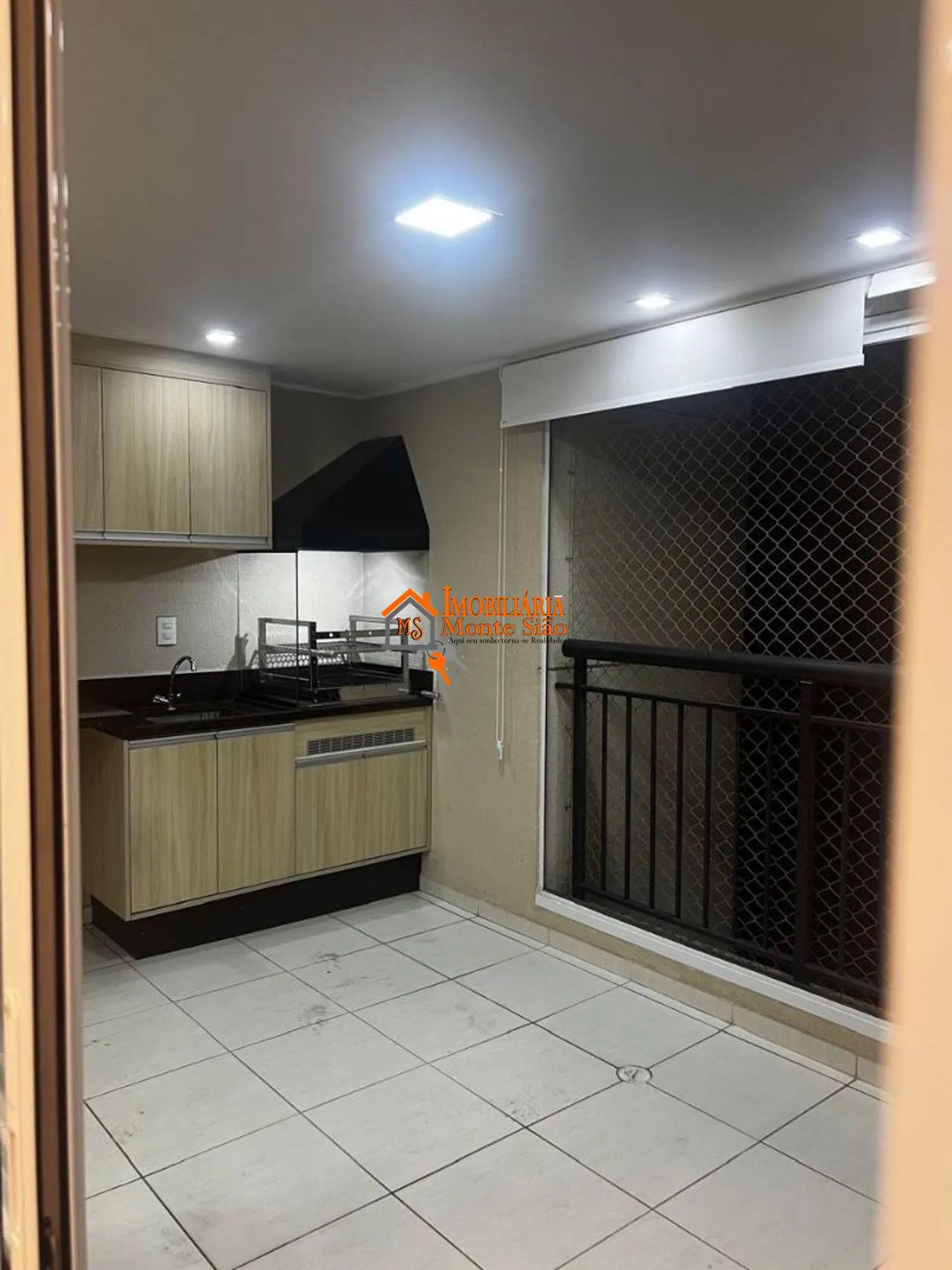 Imagem Apartamento com 2 dormitórios para alugar, 56 m² - Jardim Flor da Montanha - Guarulhos/SP