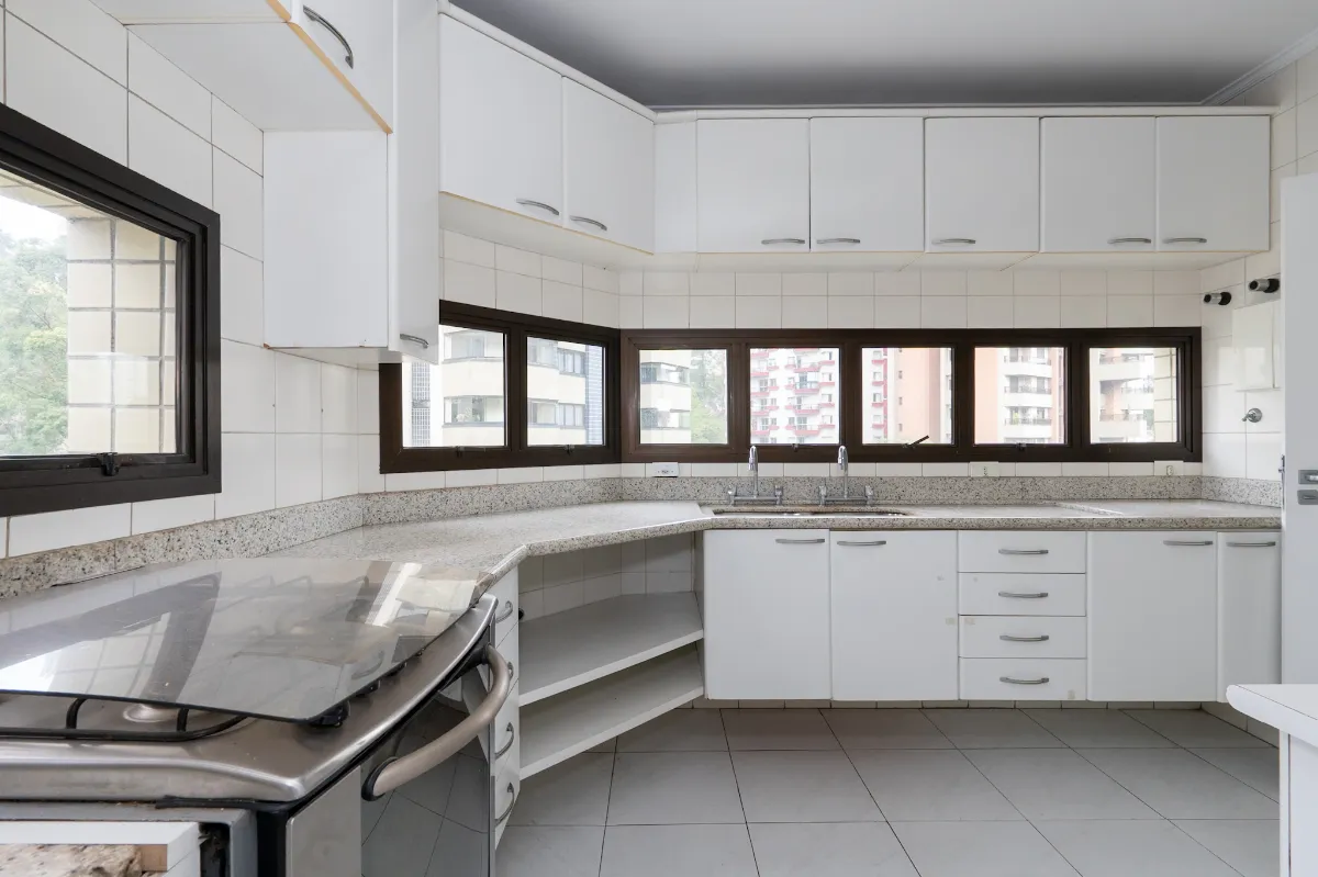 Imagem Apartamento para venda em Vila Andrade com 3 quartos, sendo 3 suítes, 184m2