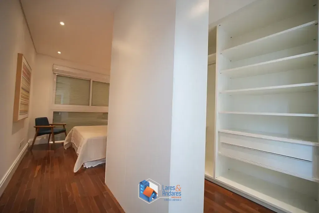 Imagem Casa em Condomínio à venda 4 Quartos 4 Suites 3 Vagas 334M² Real Parque São Paulo - SP