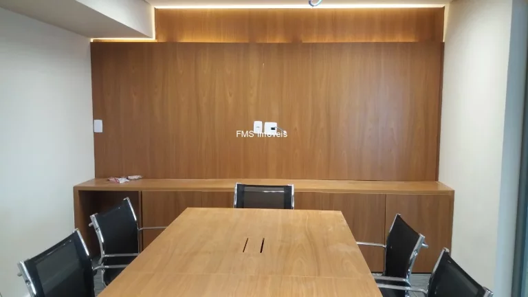 Imagem Conjunto comercial de 400m² para locação na Avenida Brigadeiro Faria Lima