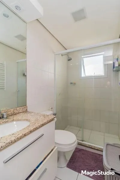 Imagem Vende apartamento no Bairro Passo da Areia - Porto Alegre