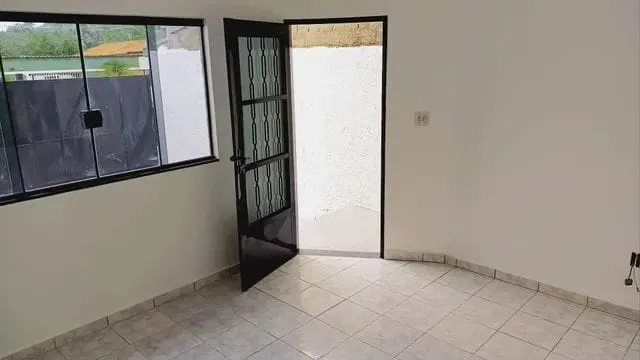 Imagem Casa à venda 2 Quartos, 1 Suite, 2 Vagas, Jardim Gurilândia, Taubaté - SP