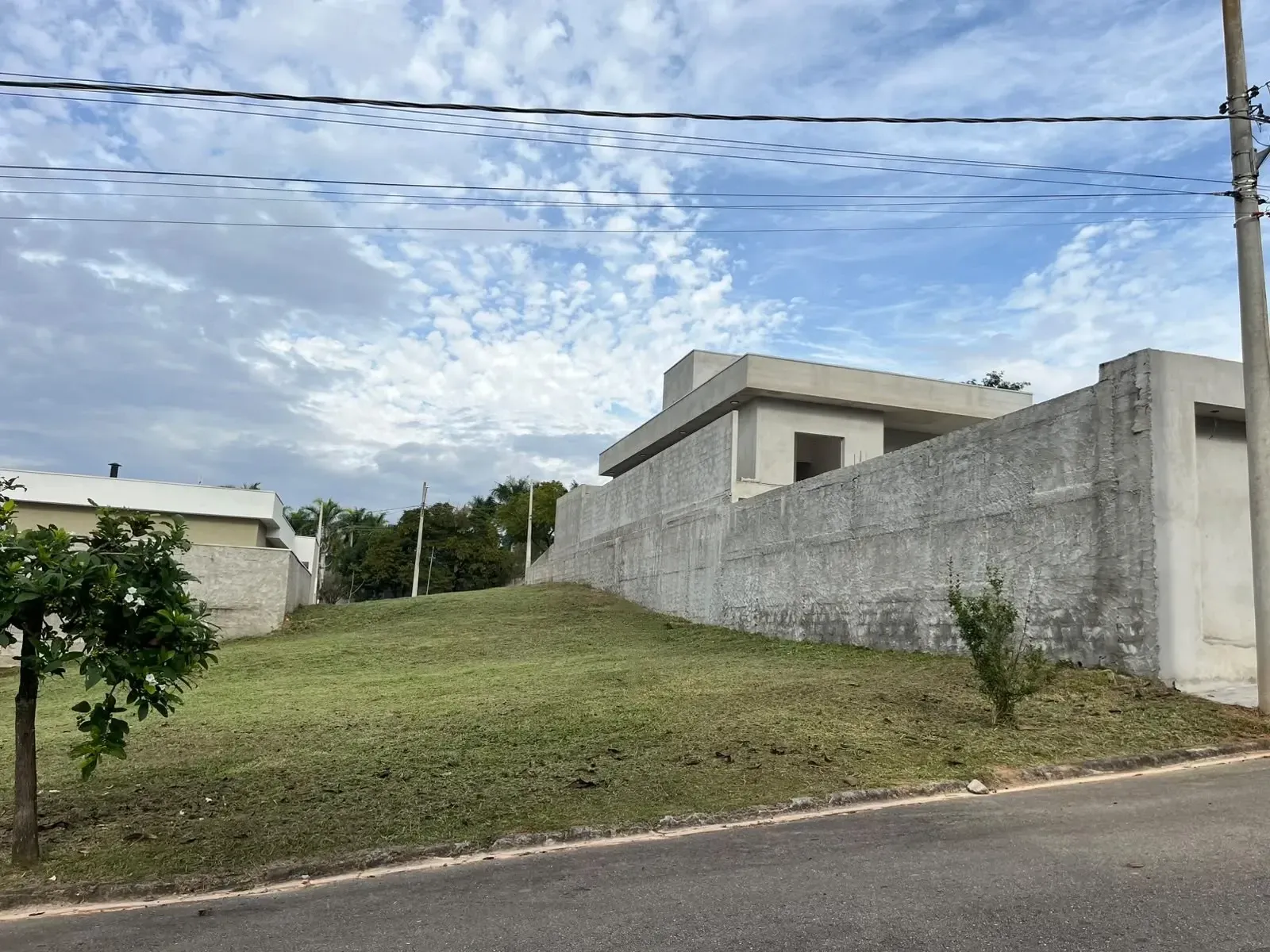 Foto do imóvel Terreno em Condomínio à Venda, 275 m² em Morada dos Nobres, Taubaté - SP