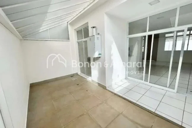 Imagem Casa em condomínio para locação - com 3 quartos e uma suíte
