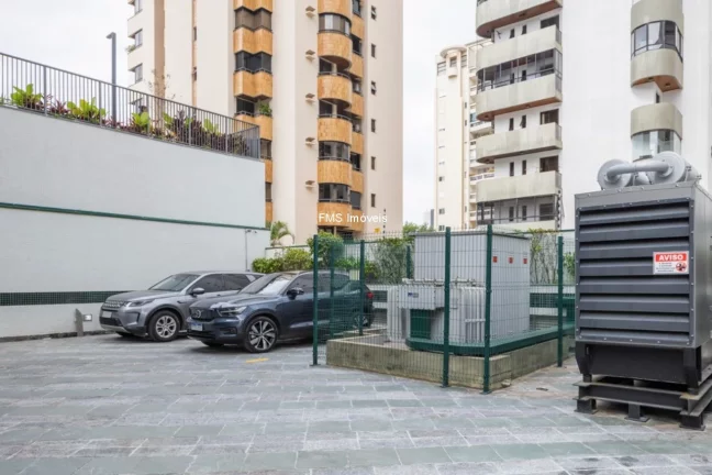 Imagem Prédio Comercial Exclusivo em Moema, São Paulo - 30 Vagas de Garagem, 1.882m² de Área