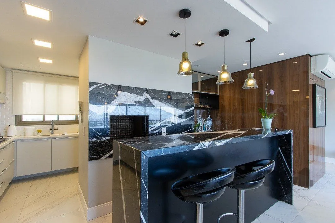 Imagem Apartamento para Venda - 126m², 3 dormitórios, sendo 3 suites, 2 vagas - Ipanema