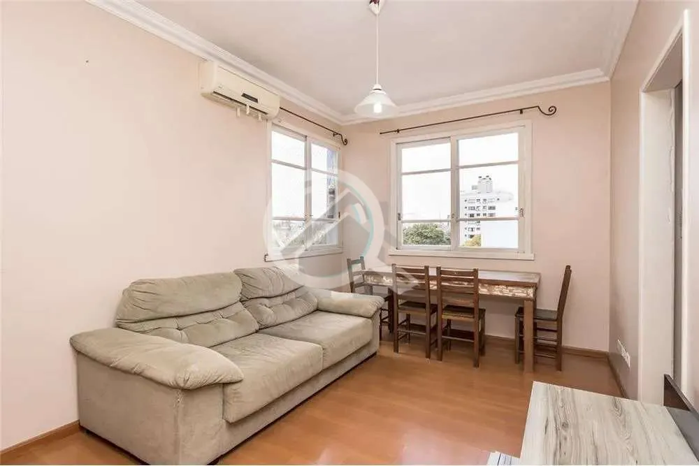 Imagem Imóvel Residencial Charmoso em Localização Privilegiada Bem-vindo à sua nova residência no cora...