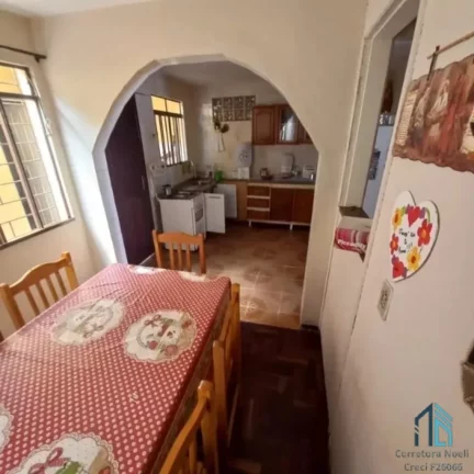 Imagem Casa 02 quartos, edícula, no Capão da Imbuia em Curitiba PR