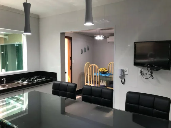 Imagem Alto Padrao 260 m² 3 DoSobrado rmitorios e 3 Vagas de Garagens